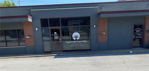 207 N College Ave, Fayetteville, AR, 72701-4238 | Card Image