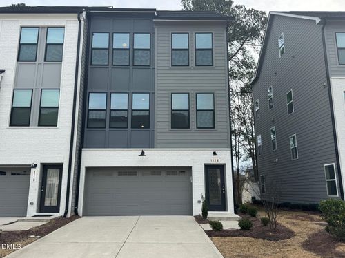 1116 Kiernan Grove Ln, Cary, NC, 27519-4900 | Card Image