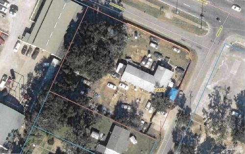 3901 Mobile Hwy, Pensacola, FL, 32505-6126 | Card Image