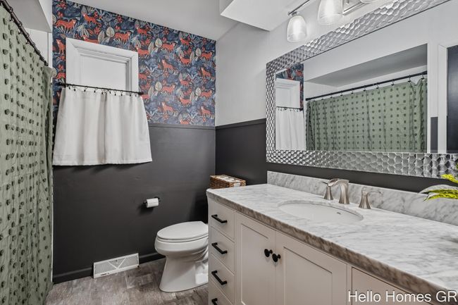 Second Full Bath | Image 26