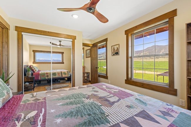 17 Texs Loop, House other with 4 bedrooms, 3 bathrooms and null parking in Alder MT | Image 38