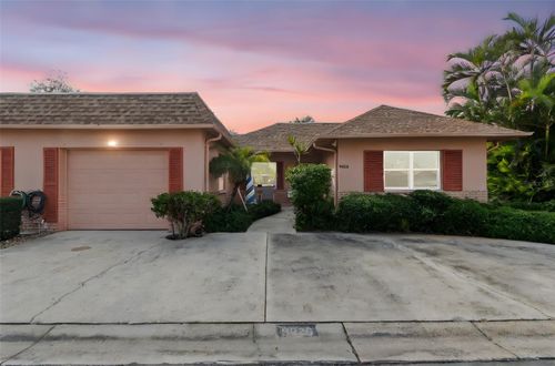 9026 Golden Horseshoe Dr, SEMINOLE, FL, 33777-4711 | Card Image