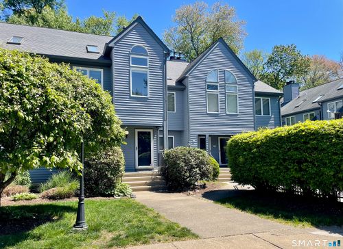 b3-81 Wolfpit Ave, Norwalk, CT, 06851-4255 | Card Image