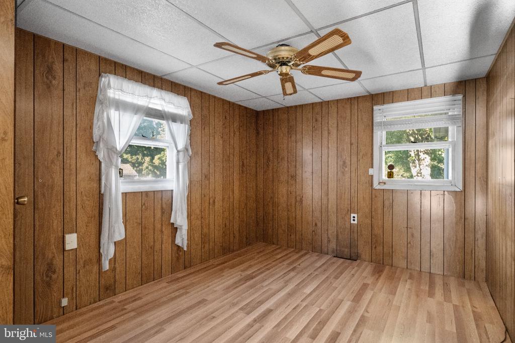 Residential in ROEBLING 5