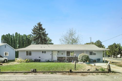 203 1st Ave W, Marsing, ID, 83639-5509 | Card Image