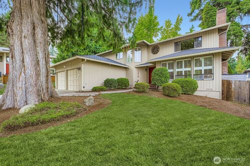 17012 Se 40th Court, Bellevue, WA, 98008 | Card Image