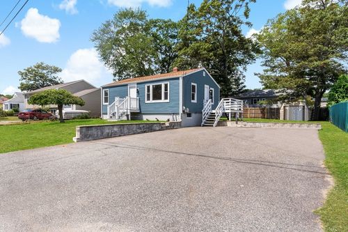 89 Bethel St, Warwick, RI, 02889-2401 | Card Image