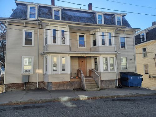 19 Vigeant St, Ware, MA, 01082-1043 | Card Image