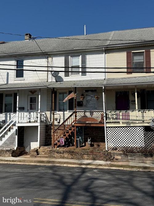 304 Maple St, MANCHESTER, PA, 17345-1411 | Card Image