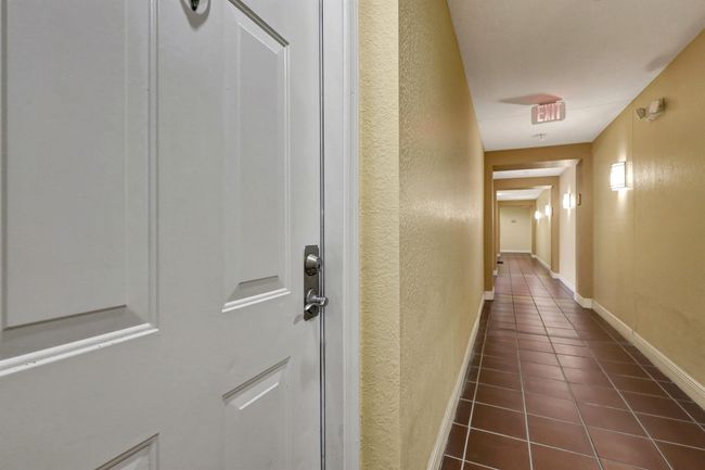 APT-223 - 630 S Sapodilla Ave, Condo with 1 bedrooms, 1 bathrooms and null parking in West Palm Beach FL | Image 14