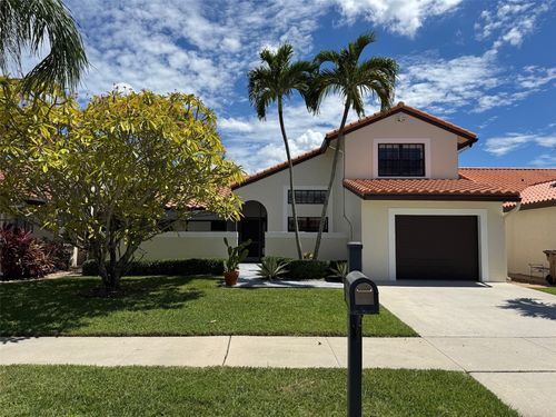 18 Capitol Ct, Deerfield Beach, FL, 33442-9120 | Card Image