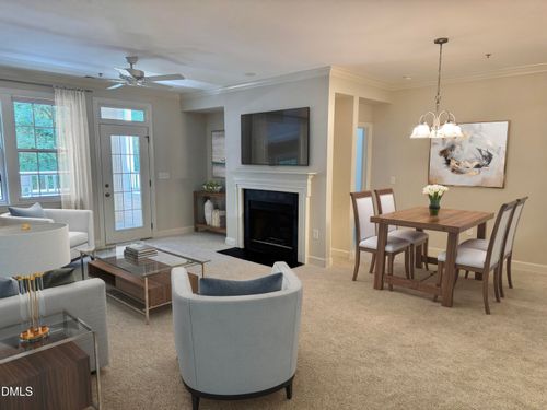 apt-205-100 Northbrook Dr, Raleigh, NC, 27609-7075 | Card Image