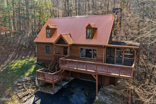 2206 Castle Rise Way, Sevierville, TN, 37862-8058 | Card Image