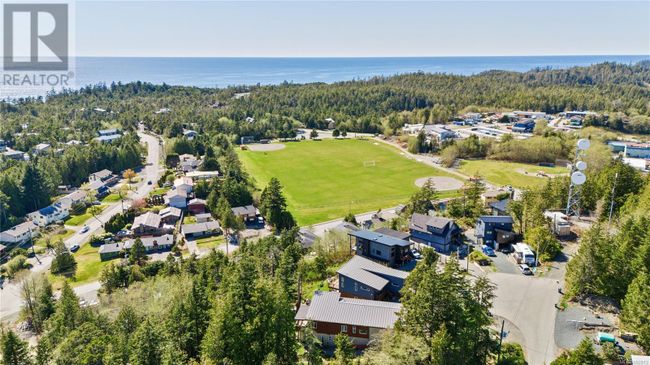 1992 Athlone Rd, House other with 4 bedrooms, 4 bathrooms and 2 parking in Ucluelet BC | Image 59