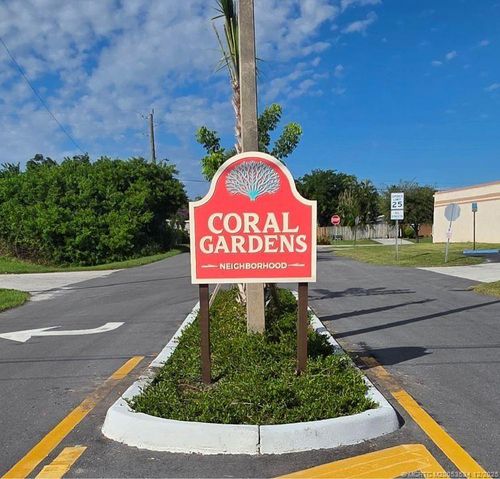 1991 Se Jackson St, Stuart, FL, 34997-5659 | Card Image