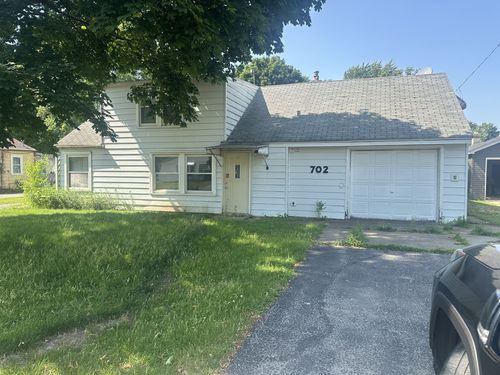 702 Sycamore Ln, Machesney Park, IL, 61115-2953 | Card Image