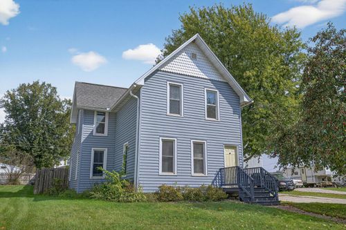 824 Main St S, Chatfield, MN, 55923-1502 | Card Image