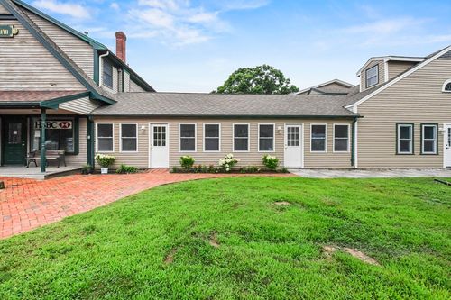 2-462 Winthrop St, Rehoboth, MA, 02769-1301 | Card Image