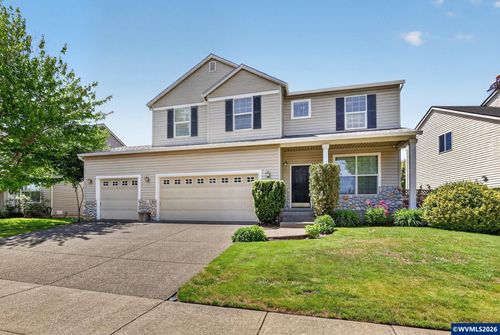 2571 Graystone Dr, Woodburn, OR, 97071-7628 | Card Image