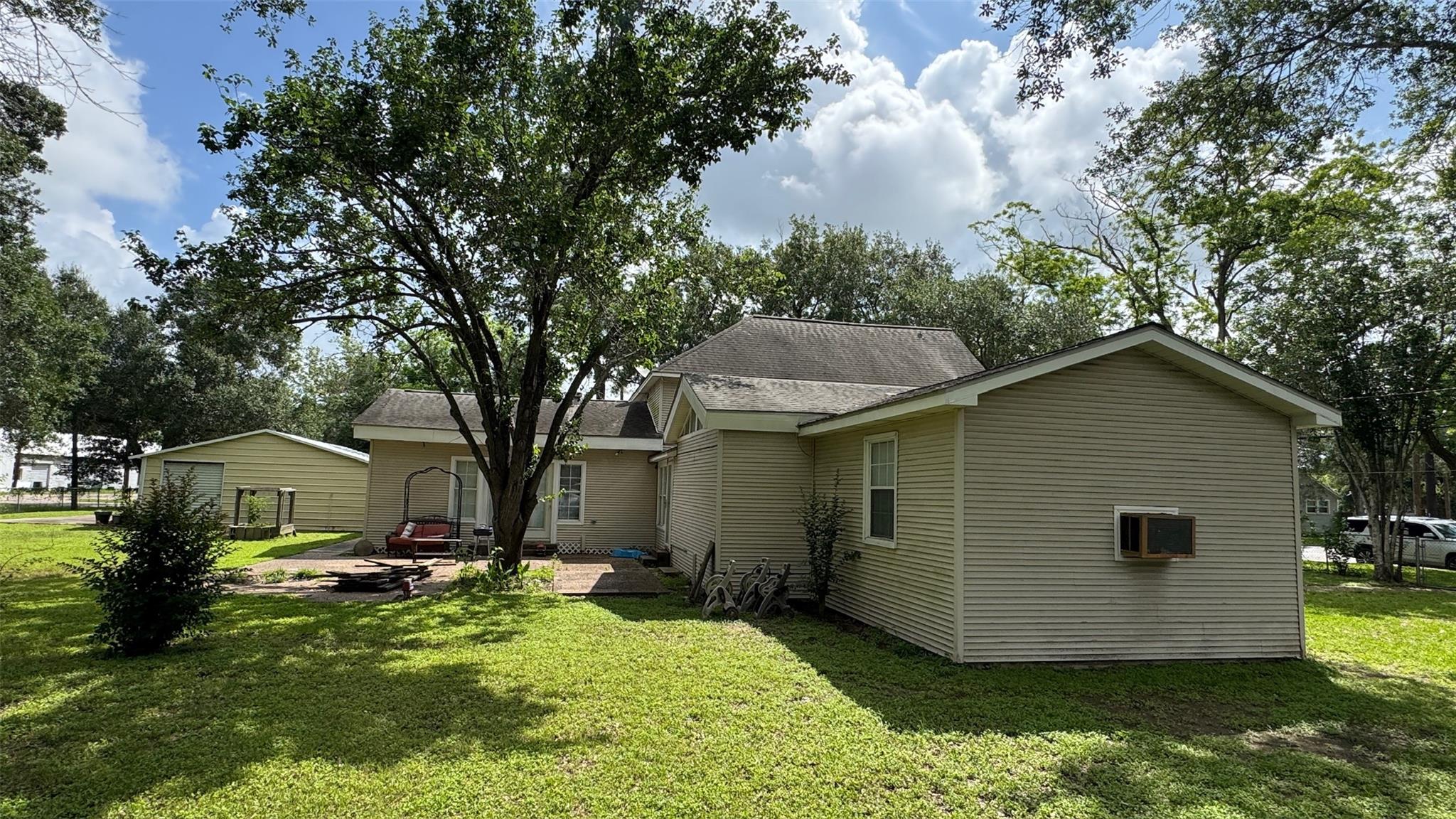 Residential in El Campo 3