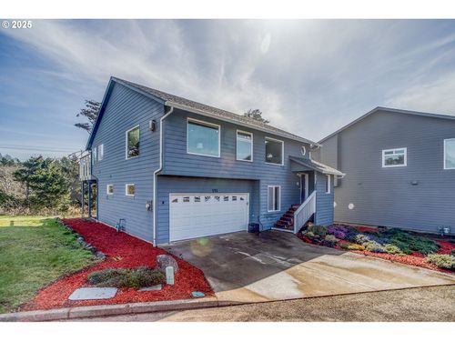 151 Nw 73rd Ct, Newport, OR, 97365-9508 | Card Image