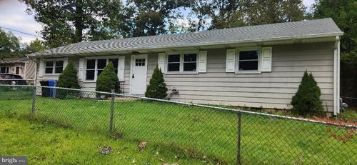 70 Iris St, BROWNS MILLS, NJ, 08015-2340 | Card Image