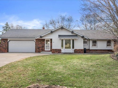 680 Forest Grove Lane, Brookfield, WI, 53005 | Card Image