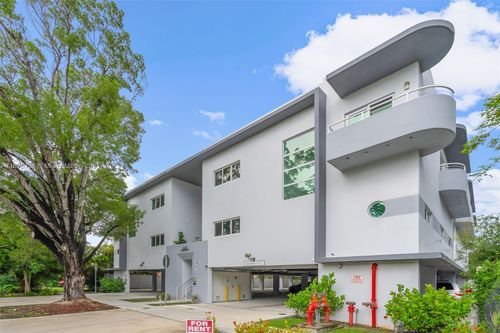 apt-6-645 Palmetto Dr, Miami Springs, FL, 33166-5990 | Card Image