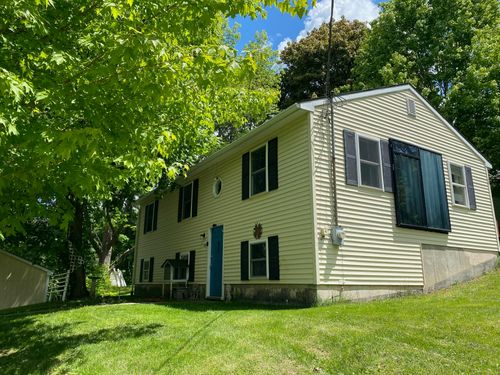 131 Cottage Street, Lewiston, ME, 04240 | Card Image