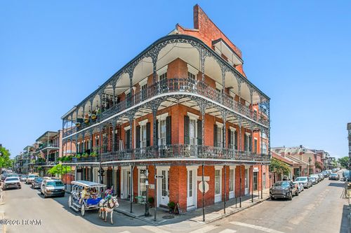 900 Royal St, New Orleans, LA, 70116-2702 | Card Image
