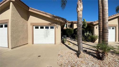 30186 Yellow Feather Dr, Canyon Lake, CA, 92587-7418 | Card Image