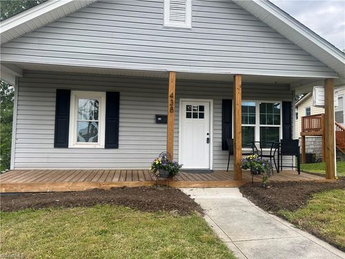 438 Durham St, Mount Airy, NC, 27030-4514 | Card Image