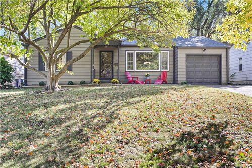 315 Sweeney Blvd, Kansas City, MO, 64114-3140 | Card Image