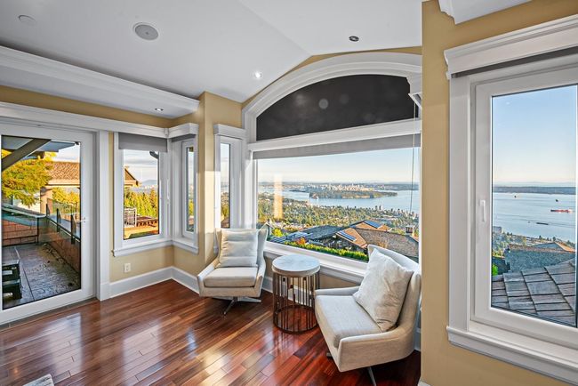 2409 Halston Crt, House other with 5 bedrooms, 6 bathrooms and 3 parking in West Vancouver BC | Image 17