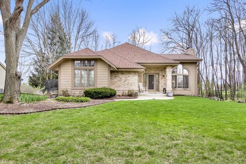 S79W19225 River Oaks Court, Muskego, WI, 53150 | Card Image