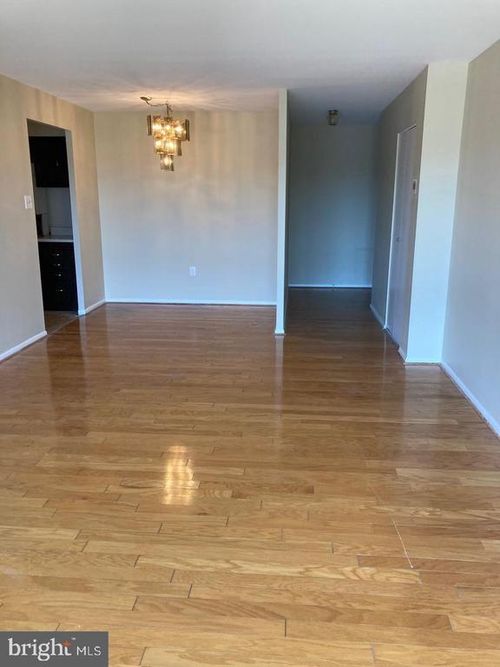 apt-806-7600 Roosevelt Blvd, PHILADELPHIA, PA, 19152-4131 | Card Image