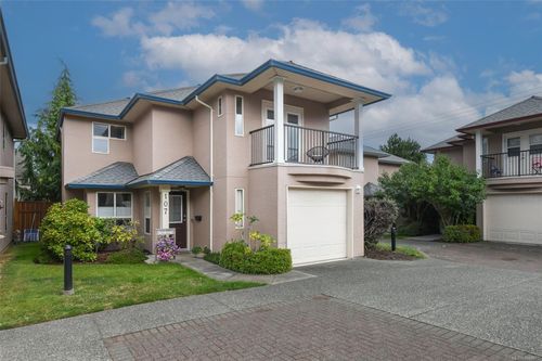107-720 Aspen Rd, Comox, BC, V9M3Y4 | Card Image