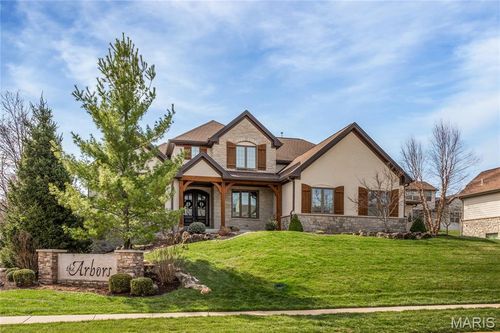 12854 Goodson Rd, Des Peres, MO, 63131-2127 | Card Image