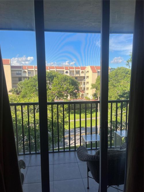 apt-462-3651 Environ Blvd, Lauderhill, FL, 33319-4222 | Card Image