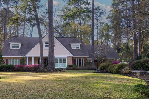 9 Kings Creek Dr, Kingwood, TX, 77339-3617 | Card Image