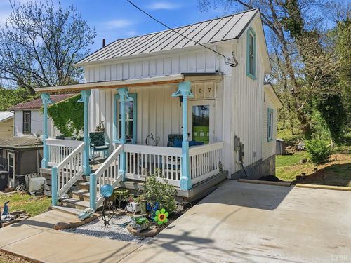 307 F St, Lynchburg, VA, 24504-4301 | Card Image