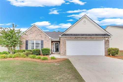 936 Village View Cir, Loganville, GA, 30052-3929 | Card Image