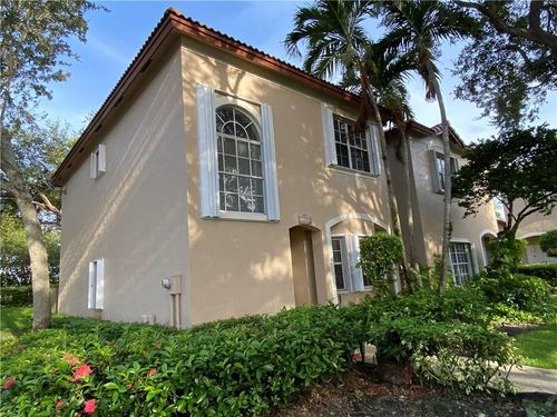 16045-16045 Emerald Cove Rd, Weston, FL, 33331-3135 | Card Image