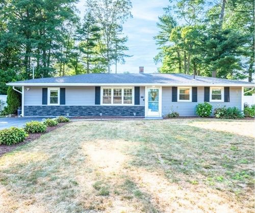 89 Sully Rd, Raynham, MA, 02767-1222 | Card Image
