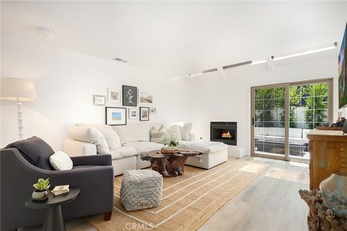 apt-a1-2620 Elden Ave, Costa Mesa, CA, 92627-4657 | Card Image