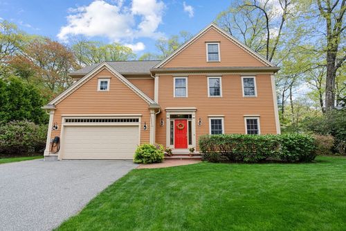 70 Spring St, Lexington, MA, 02421-7818 | Card Image