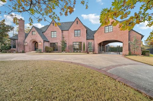 1401 Oak Tree Dr, Edmond, OK, 73025-2615 | Card Image