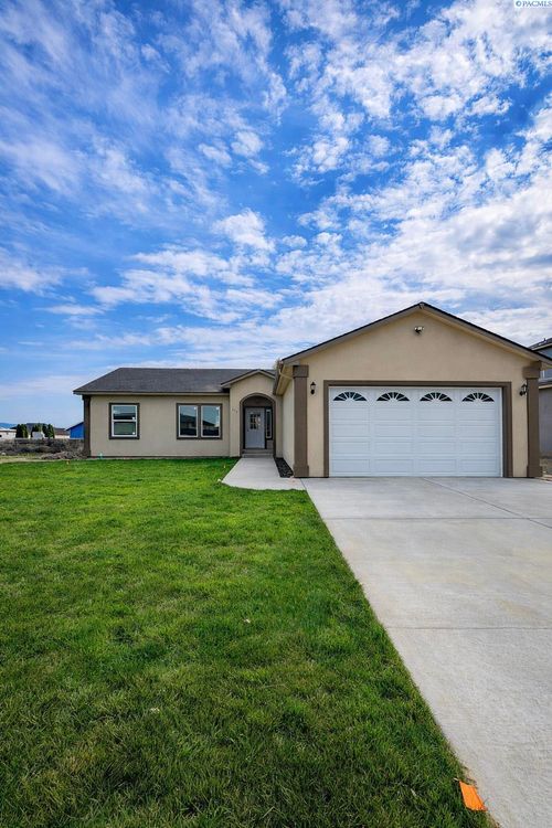 304 Victory St, Sunnyside, WA, 98944-1029 | Card Image