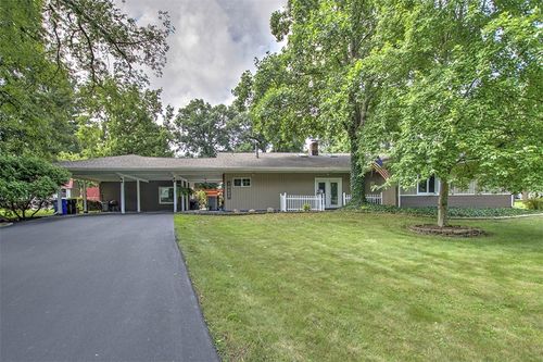3 Northern Dr, Decatur, IL, 62521-4664 | Card Image