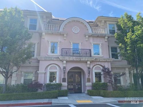 1117 Symphony Way, Vallejo, CA, 94591-3880 | Card Image